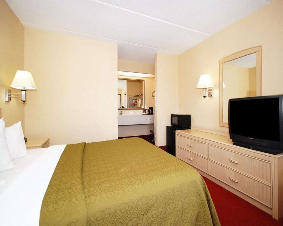 Quality Inn Selma - Smithfield מראה חיצוני תמונה