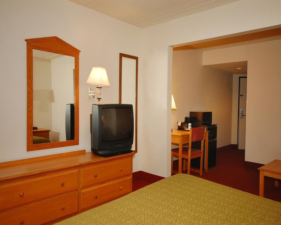 Quality Inn Selma - Smithfield מראה חיצוני תמונה