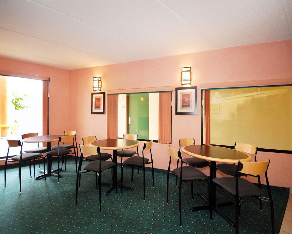 Quality Inn Selma - Smithfield מראה חיצוני תמונה