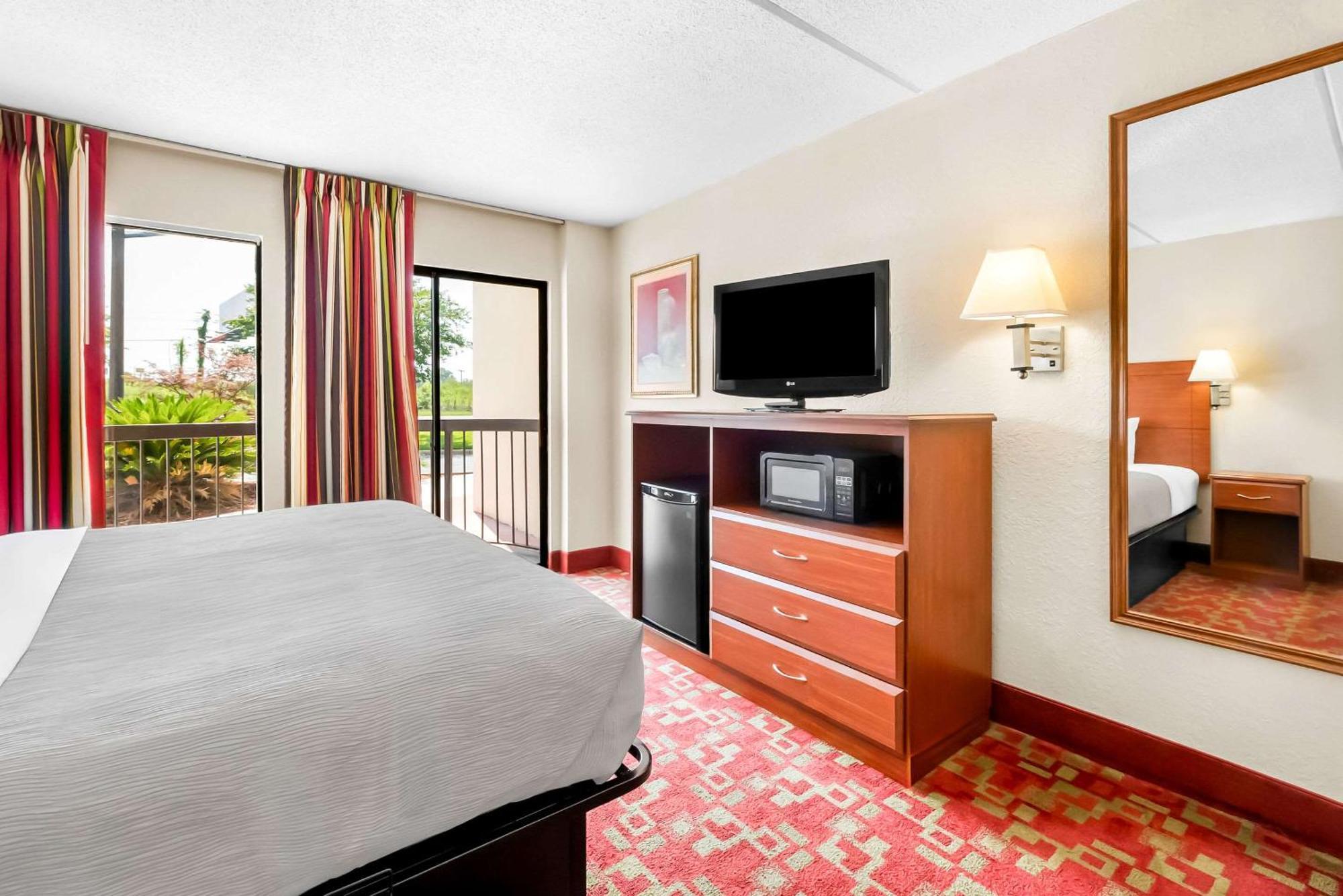 Quality Inn Selma - Smithfield מראה חיצוני תמונה
