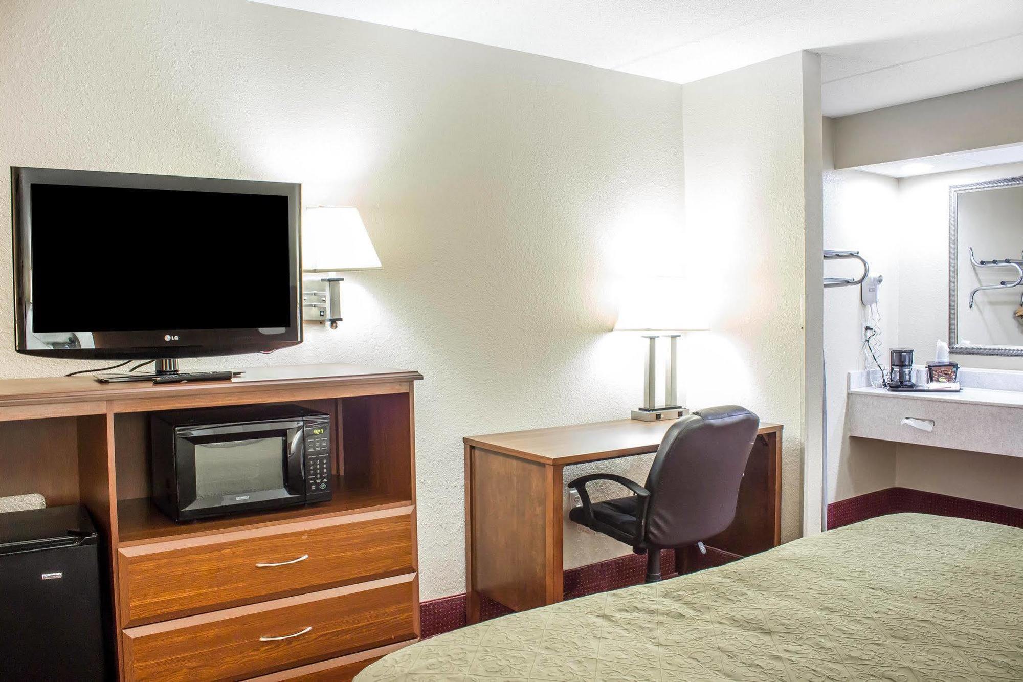Quality Inn Selma - Smithfield מראה חיצוני תמונה